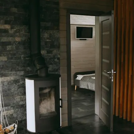 The Living Alpesi faház *